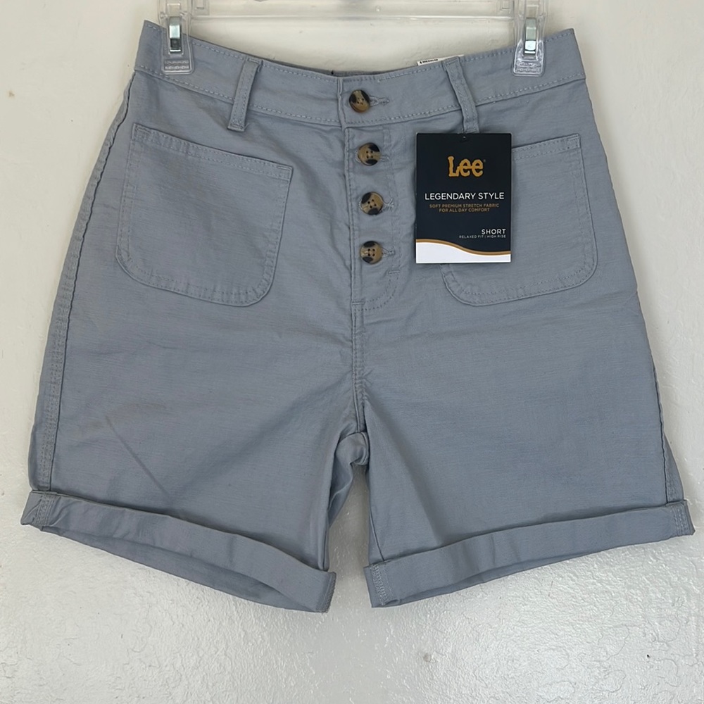 Lee Short Relax it short size 4 Blue High Rise